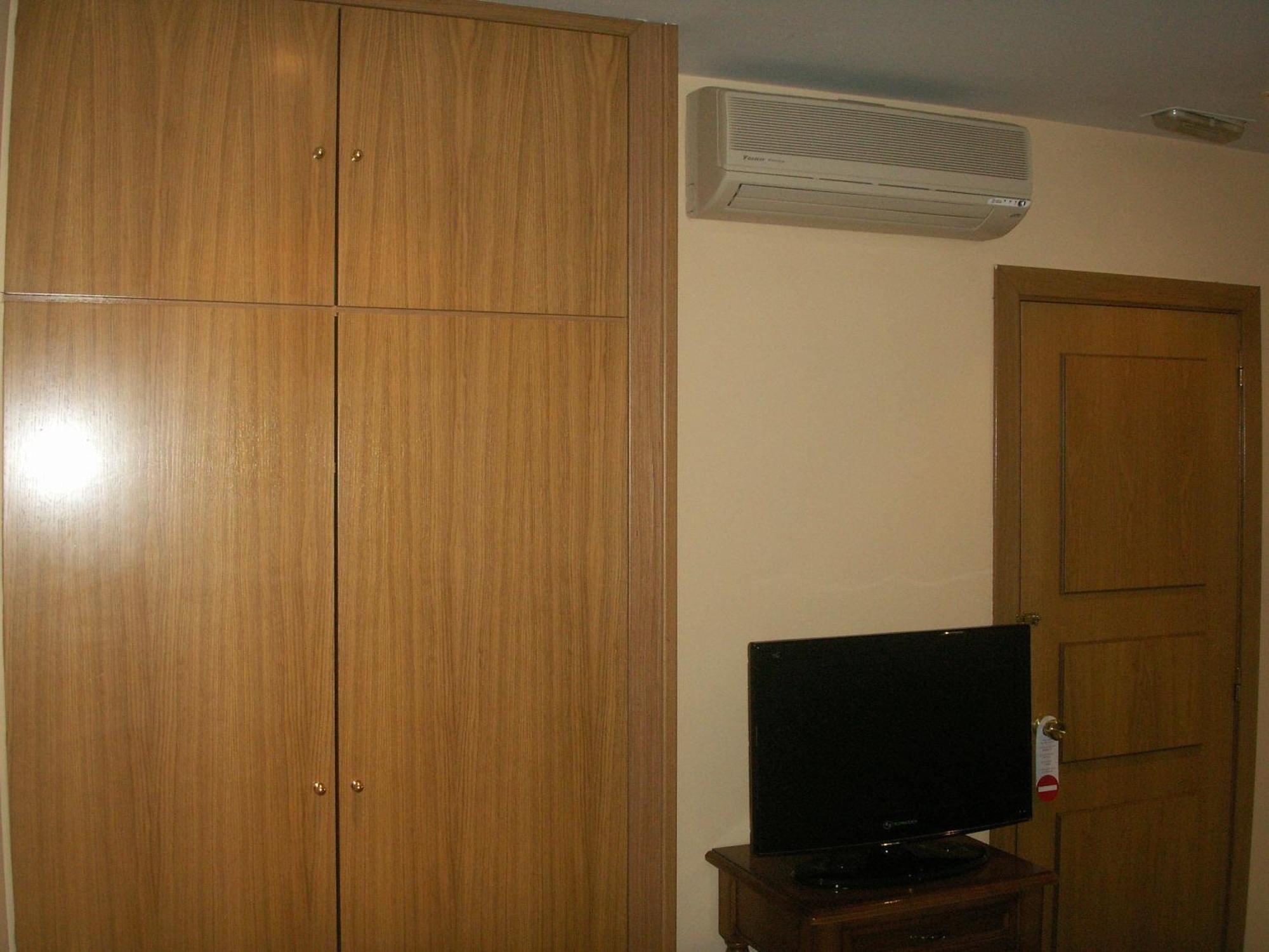 Hostal La Nava — Foto’s 3